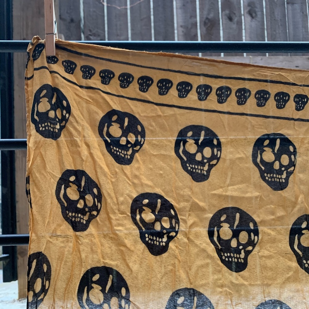 Skull Scarf